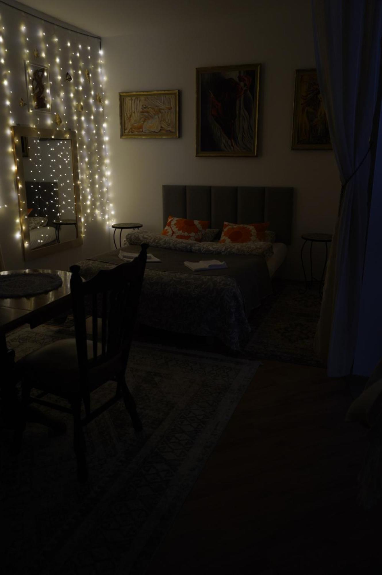Lumiere Apartment *